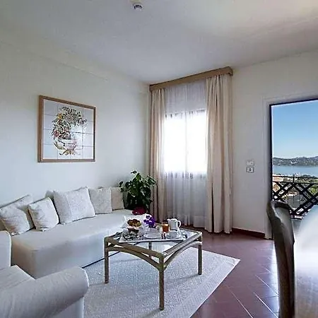 Hotel Amaregold Palau